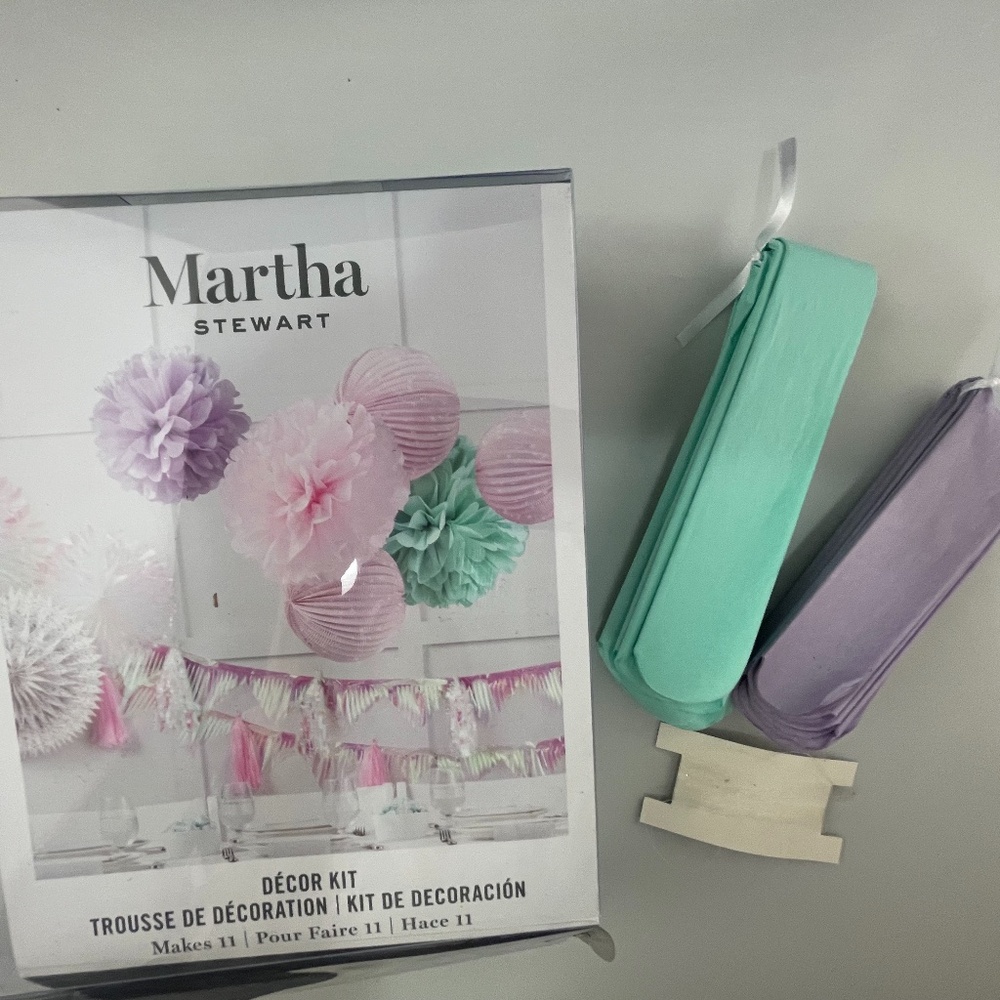 USED  = Martha Stewart Party Decor Elements